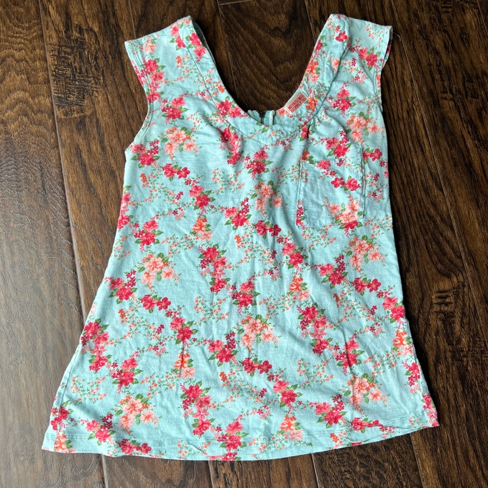 Mossimo Supply co top